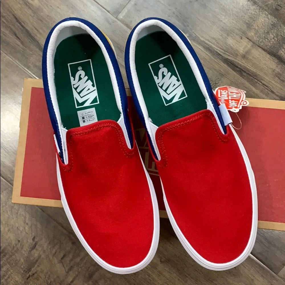•VANS CLASSIC SLIP ON VANS YACHT CLUB red/blue MENS•